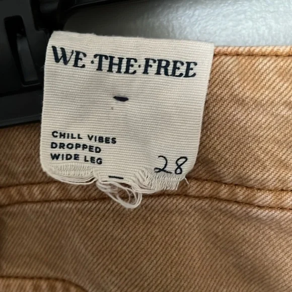 We the Free- Chill Vibes, dropped waist Wide leg 
Sz 28 
W 16in
Ins 27in
R 11in - Picture 3 of 3